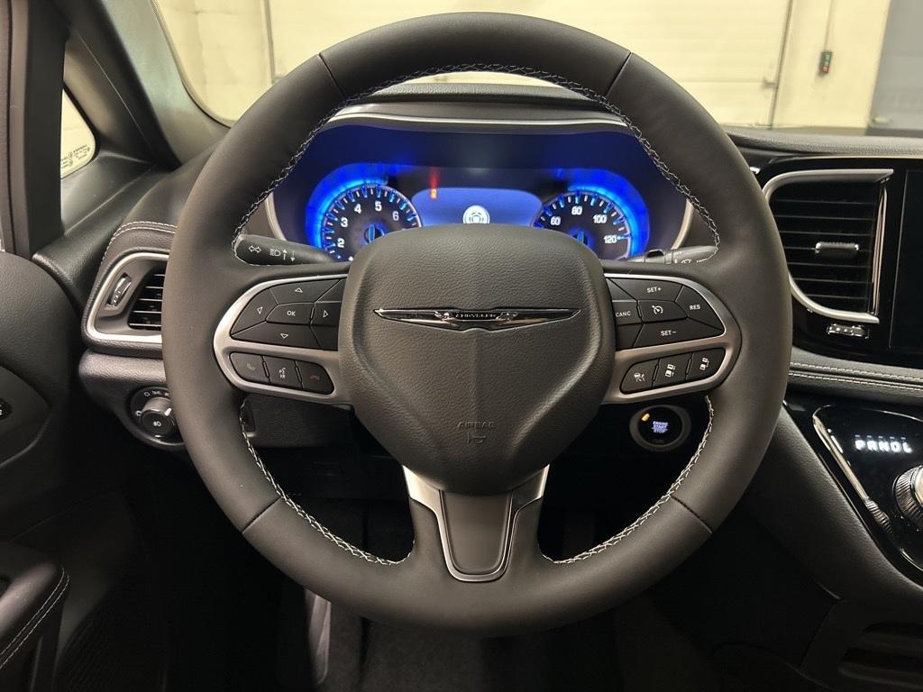 new 2026 Chrysler Pacifica car, priced at $42,097