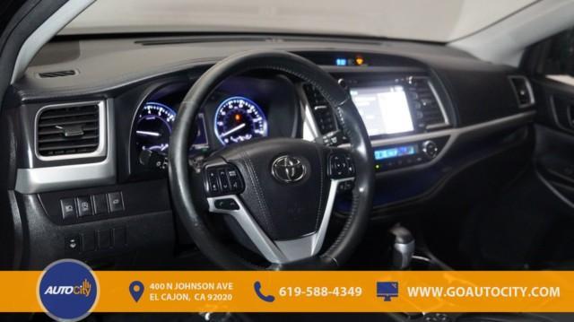 used 2018 Toyota Highlander car, priced at $25,900