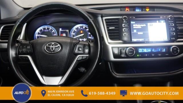 used 2018 Toyota Highlander car, priced at $25,900