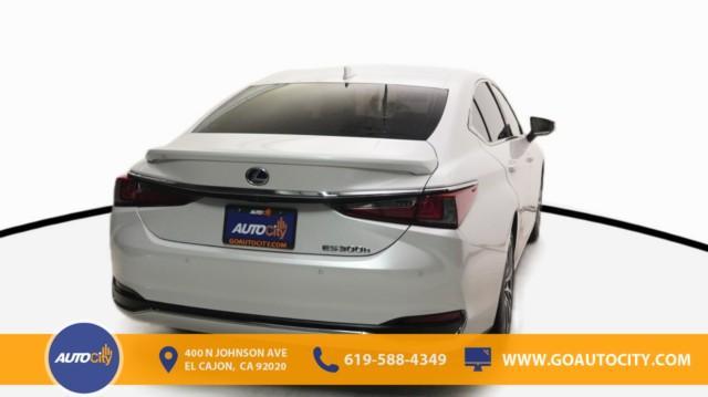 used 2021 Lexus ES 300h car, priced at $31,900