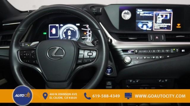 used 2021 Lexus ES 300h car, priced at $31,900