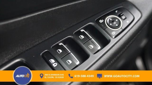 used 2023 Hyundai Santa Fe car, priced at $21,500