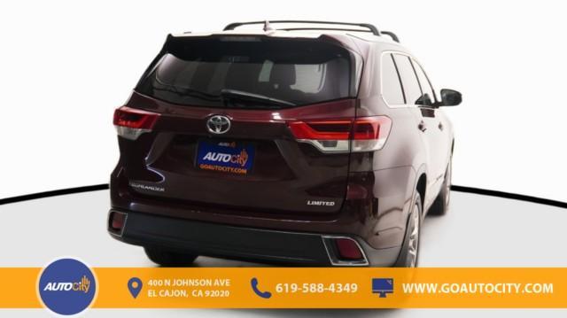 used 2019 Toyota Highlander car, priced at $28,900