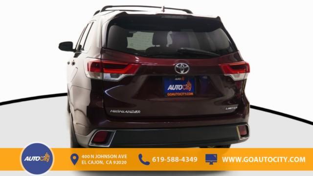 used 2019 Toyota Highlander car, priced at $28,900