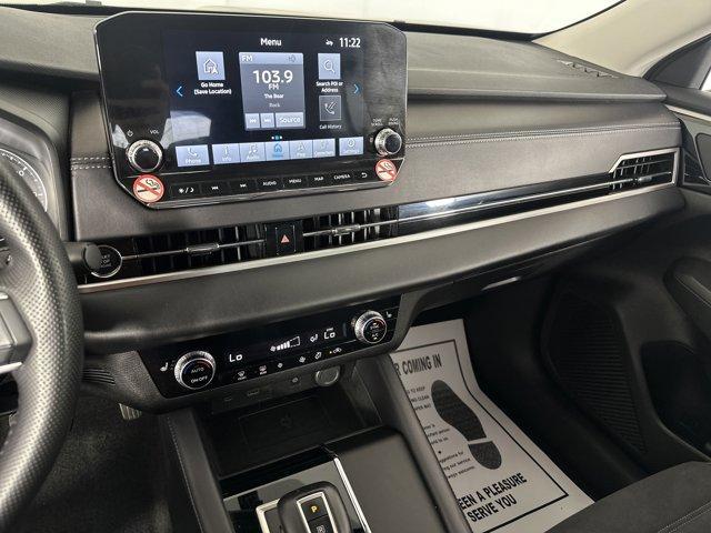 used 2024 Mitsubishi Outlander car, priced at $25,790