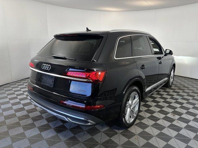 used 2024 Audi Q7 car, priced at $51,496