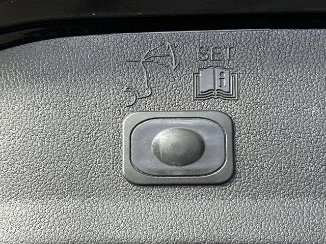 used 2013 Ford Escape car, priced at $7,884