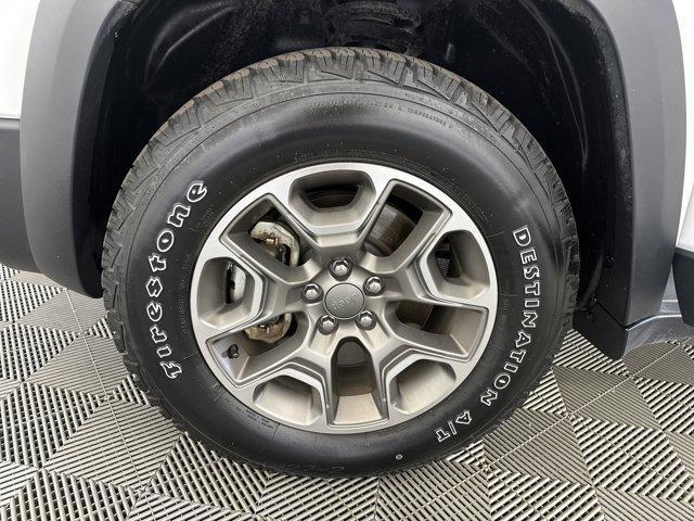 used 2022 Jeep Cherokee car, priced at $25,293