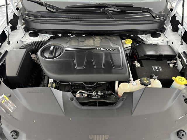 used 2022 Jeep Cherokee car, priced at $25,293