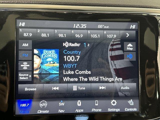 used 2022 Jeep Grand Cherokee WK car, priced at $27,155