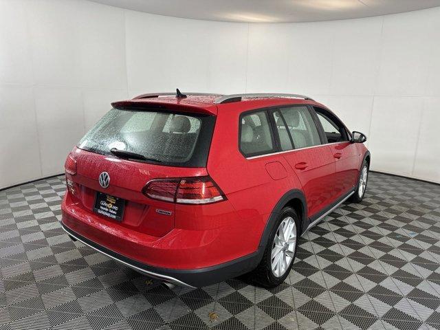 used 2019 Volkswagen Golf Alltrack car, priced at $23,241