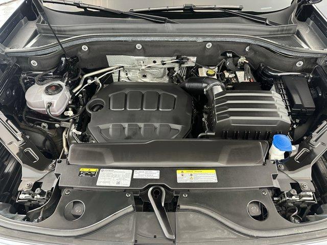 used 2024 Volkswagen Atlas car, priced at $32,804