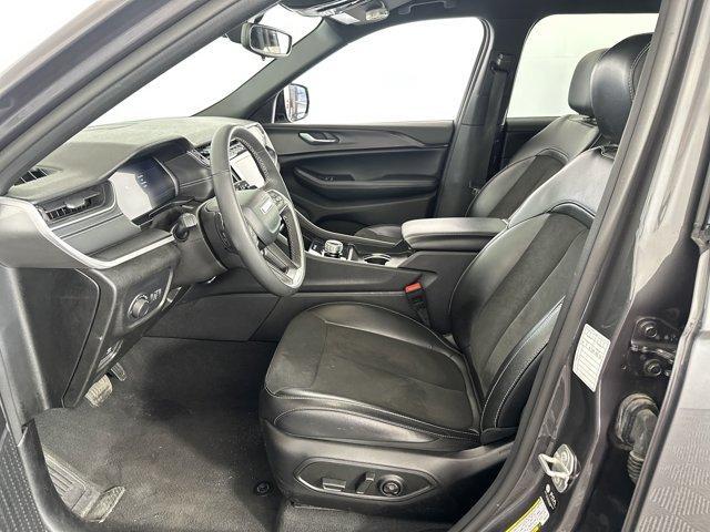 used 2024 Jeep Grand Cherokee L car, priced at $35,991