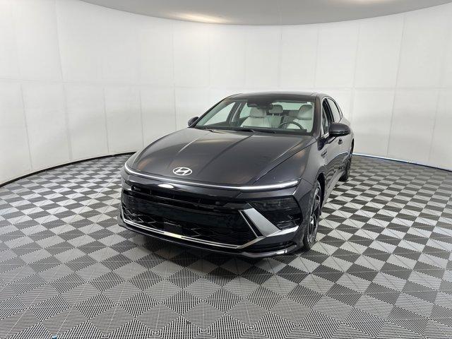 used 2024 Hyundai Sonata car, priced at $23,047