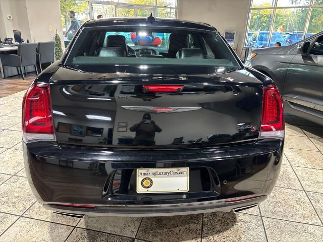 used 2021 Chrysler 300 car