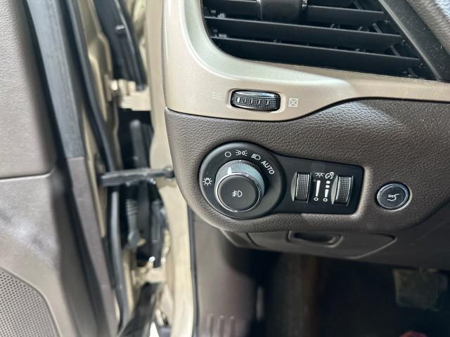 used 2014 Jeep Cherokee car, priced at $13,939