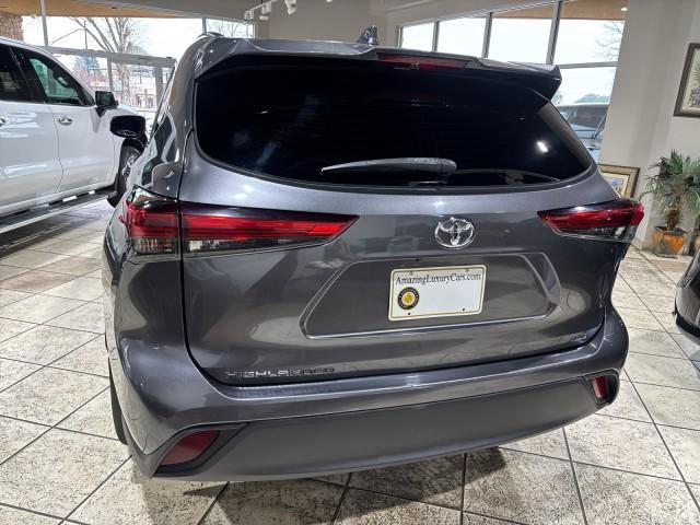 used 2020 Toyota Highlander car, priced at $28,999