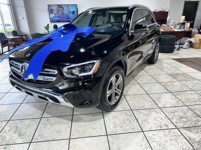 used 2022 Mercedes-Benz GLC 300 car, priced at $23,599
