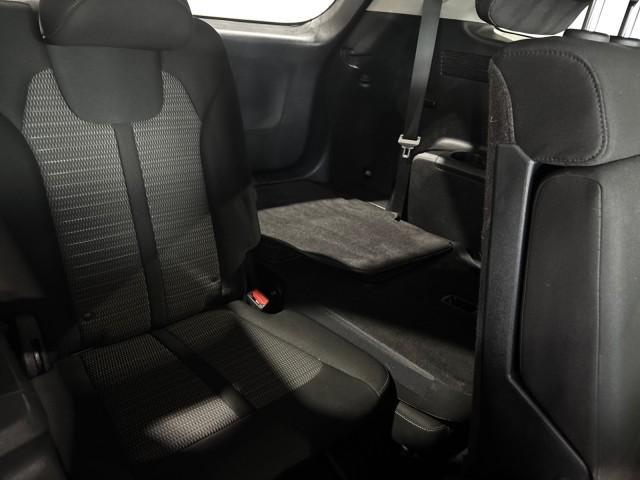 used 2021 Kia Sorento car, priced at $15,999
