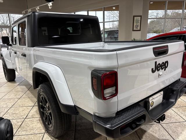 used 2023 Jeep Gladiator car, priced at $31,999