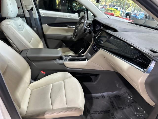 used 2021 Cadillac XT6 car, priced at $29,999