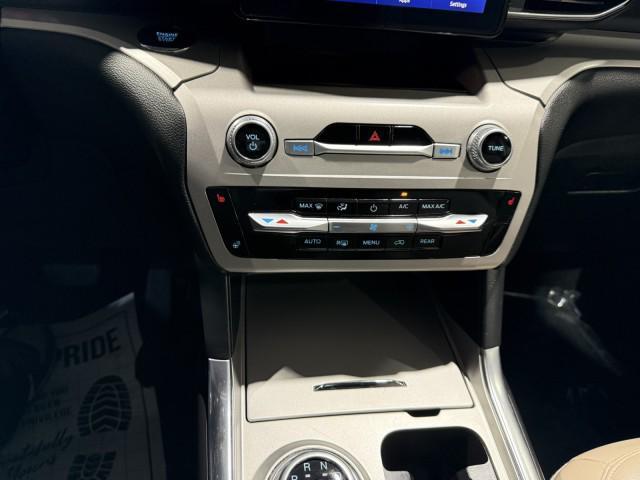 used 2024 Ford Explorer car, priced at $24,999