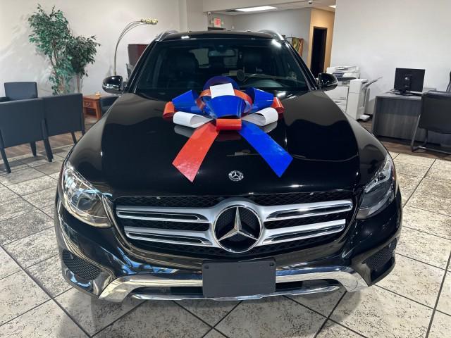 used 2019 Mercedes-Benz GLC 300 car, priced at $19,949