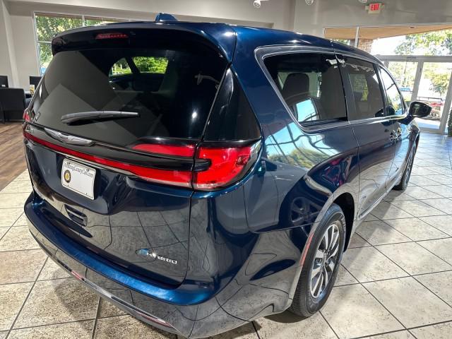 used 2022 Chrysler Pacifica Hybrid car, priced at $25,999