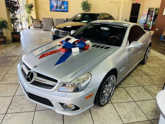 used 2009 Mercedes-Benz SL-Class car, priced at $21,749
