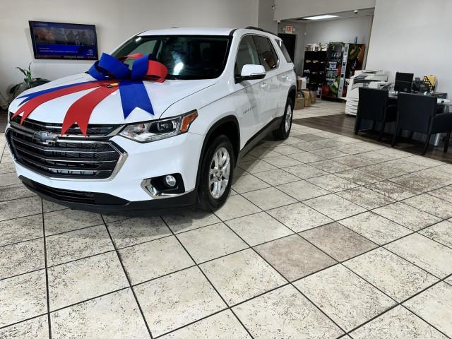 used 2021 Chevrolet Traverse car, priced at $23,599