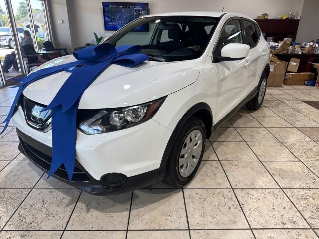 used 2019 Nissan Rogue Sport car, priced at $16,999