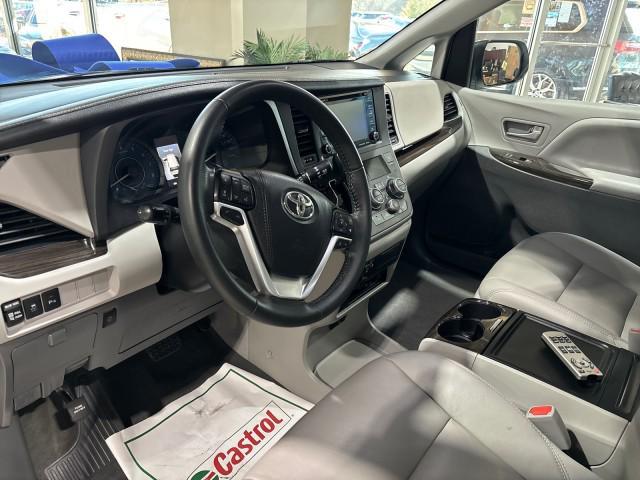 used 2020 Toyota Sienna car, priced at $31,539