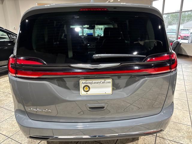 used 2022 Chrysler Pacifica car