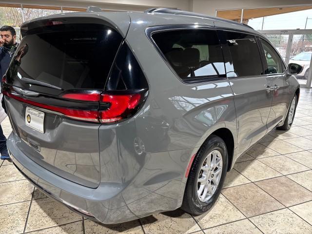 used 2022 Chrysler Pacifica car