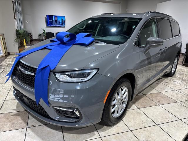 used 2022 Chrysler Pacifica car