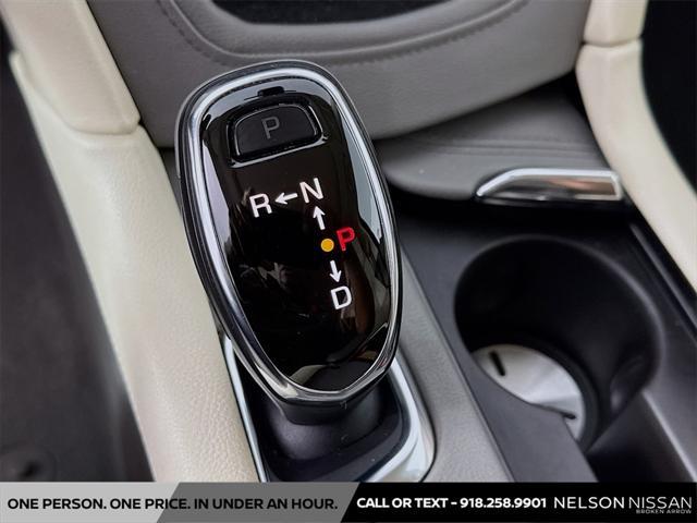 used 2017 Cadillac XT5 car, priced at $18,995
