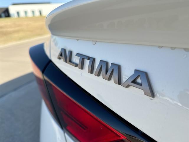 new 2025 Nissan Altima car, priced at $31,456
