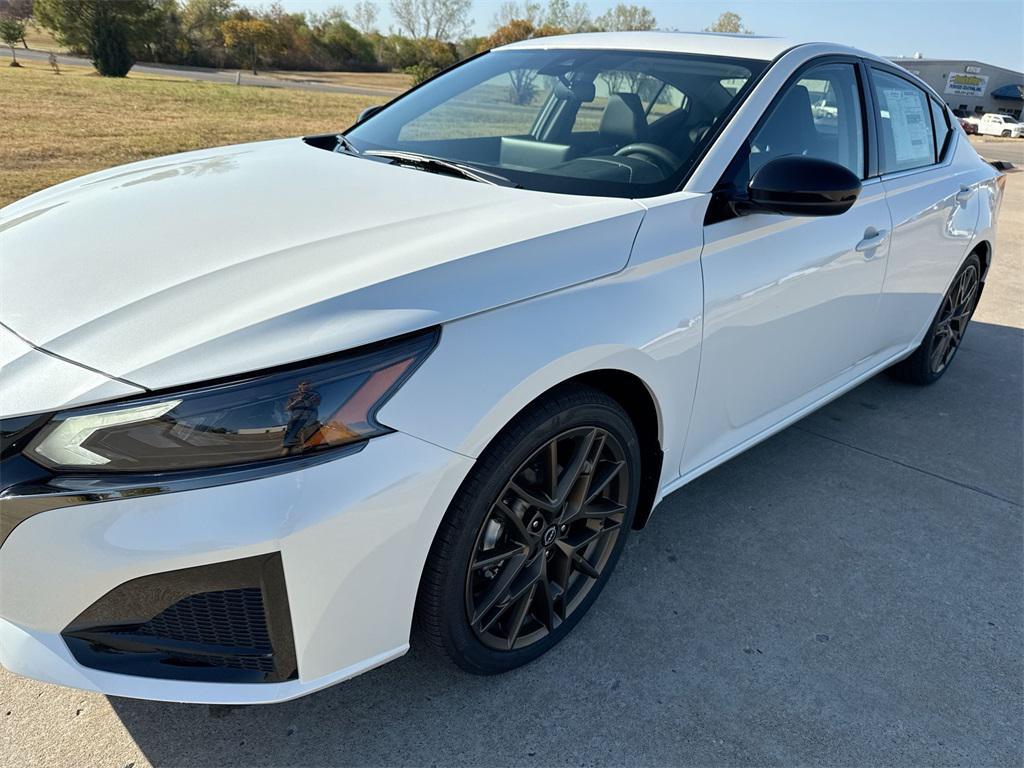 new 2025 Nissan Altima car, priced at $31,559