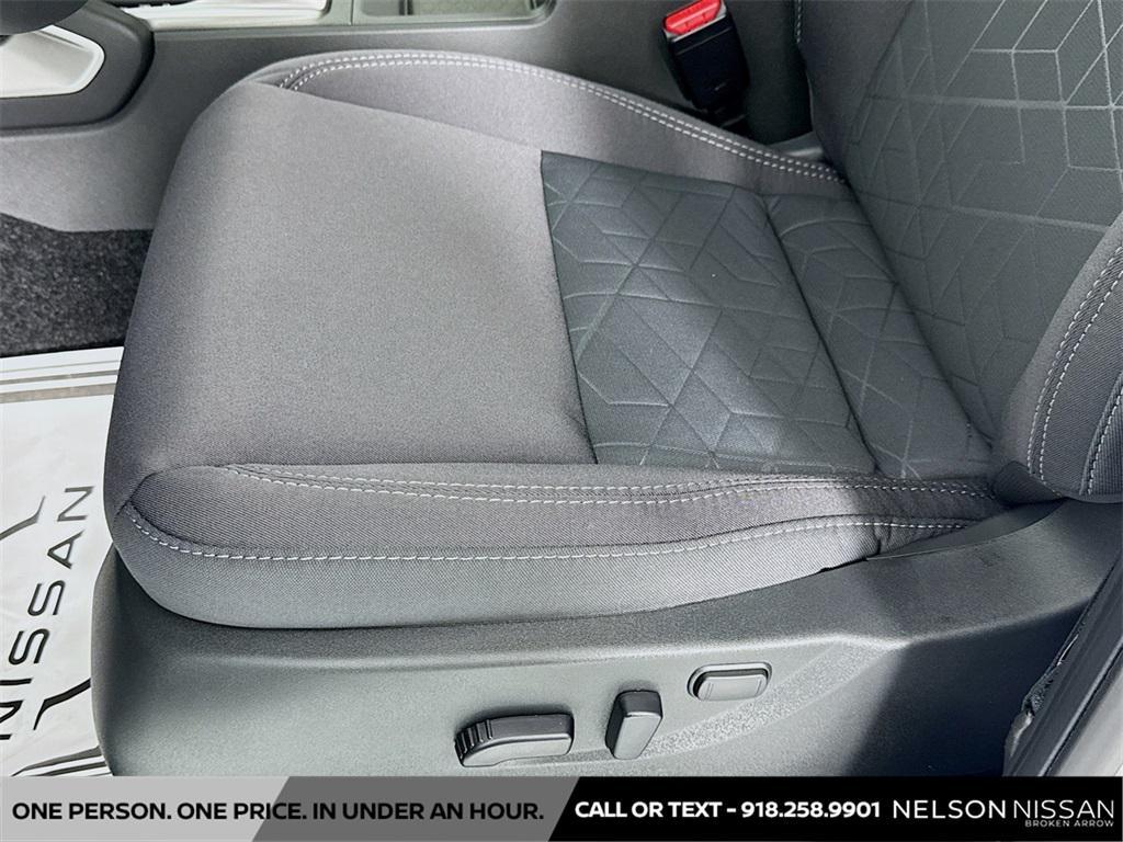 new 2025 Nissan Frontier car, priced at $35,228