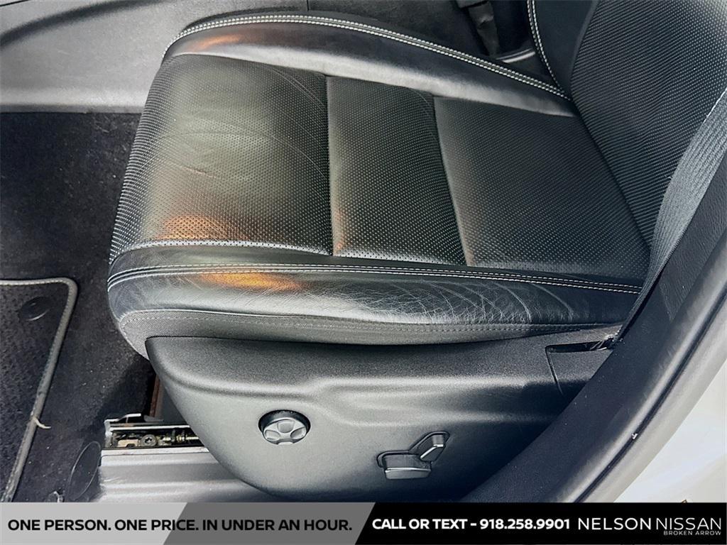 used 2021 Jeep Grand Cherokee car, priced at $26,999