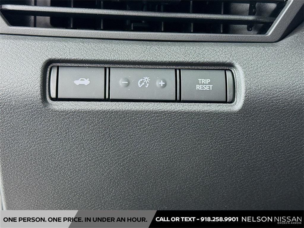 new 2025 Nissan Altima car, priced at $29,099