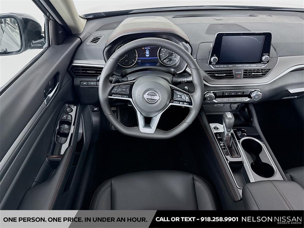 new 2025 Nissan Altima car, priced at $29,099