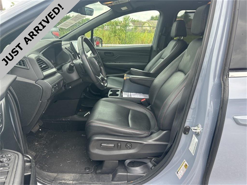 used 2023 Honda Odyssey car, priced at $32,994