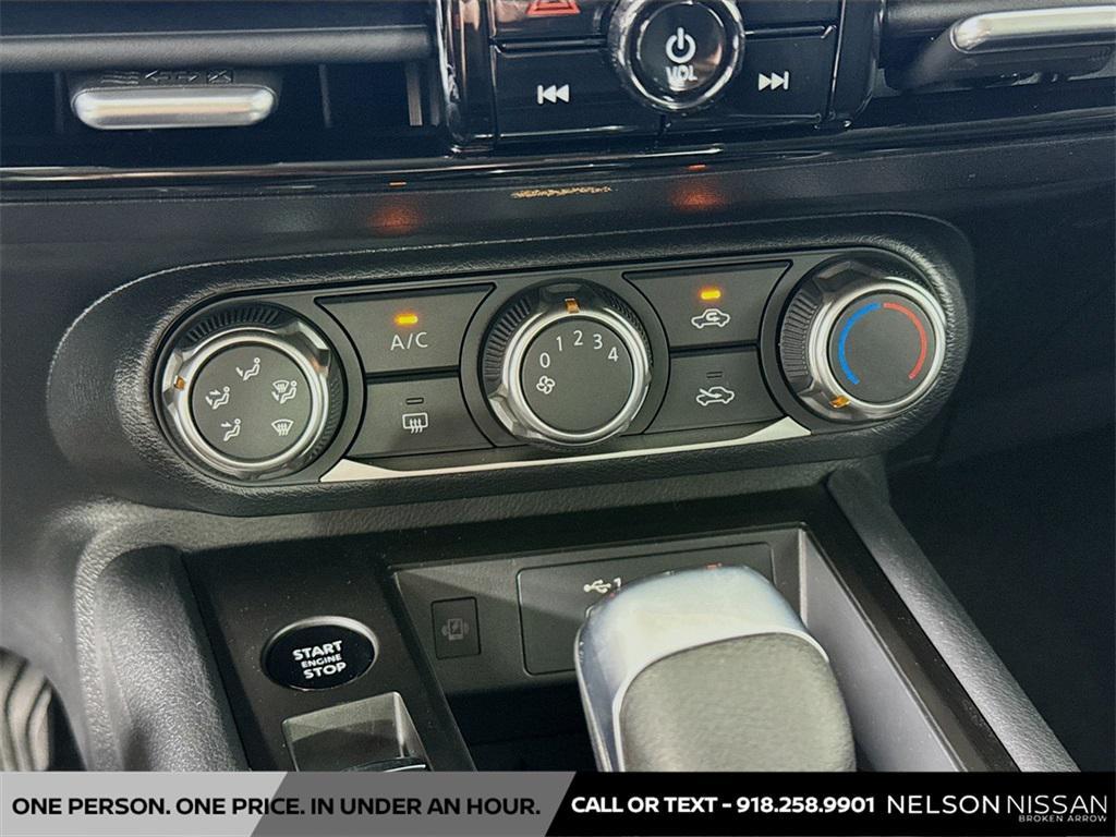 new 2025 Nissan Kicks car, priced at $23,280