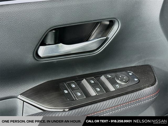 new 2025 Nissan Kicks car, priced at $29,042
