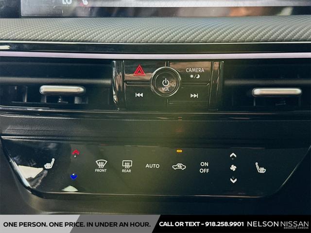 new 2025 Nissan Kicks car, priced at $29,042