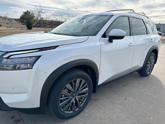 new 2025 Nissan Pathfinder car, priced at $46,011