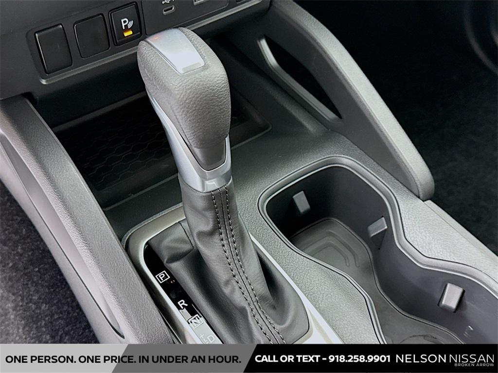 new 2025 Nissan Frontier car, priced at $33,277