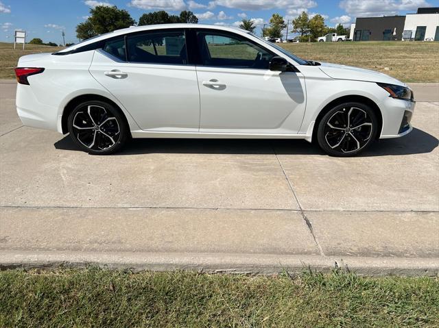 new 2025 Nissan Altima car, priced at $30,295