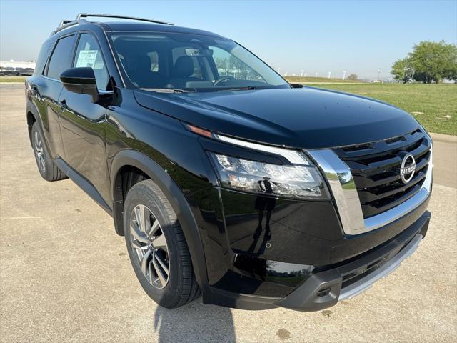 new 2025 Nissan Pathfinder car, priced at $43,441